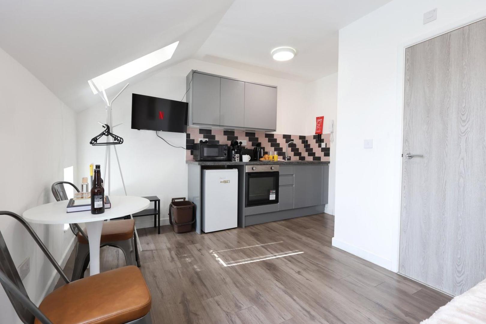 Cohost Partners | Smart Tv | 5 Min City | Parking Cardiff Extérieur photo